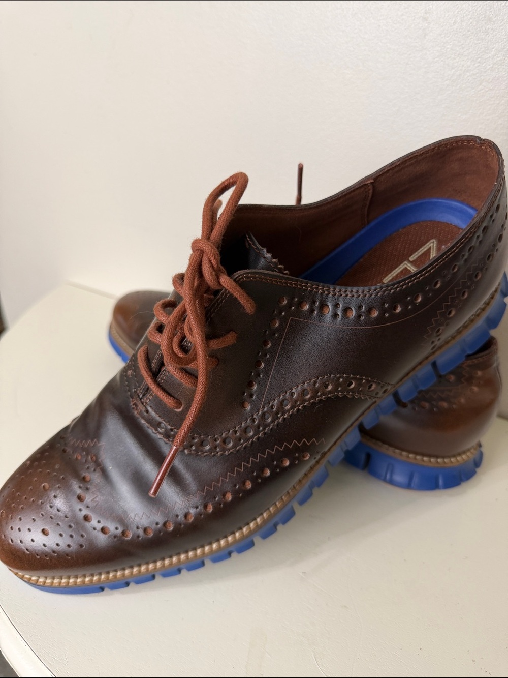 Cole Haan Zero Grand Brown Wingtip Oxfords with Blue Sole, Size: 10.5
